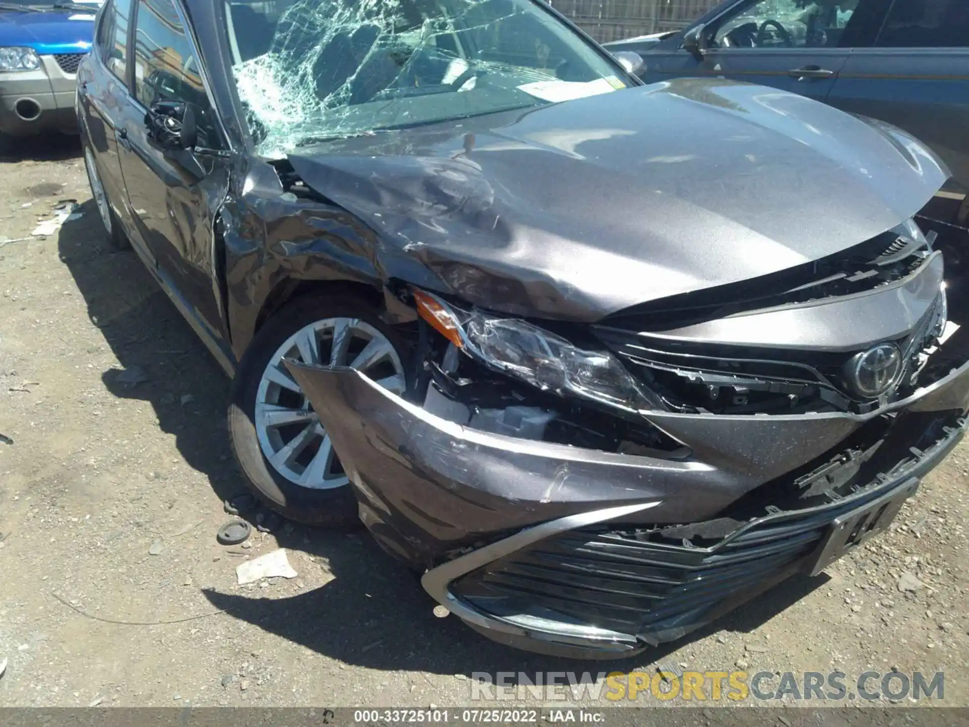 6 Photograph of a damaged car 4T1C11BK2NU056967 TOYOTA CAMRY 2022