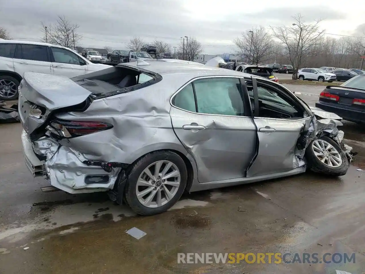 3 Photograph of a damaged car 4T1C11BK4NU049762 TOYOTA CAMRY 2022