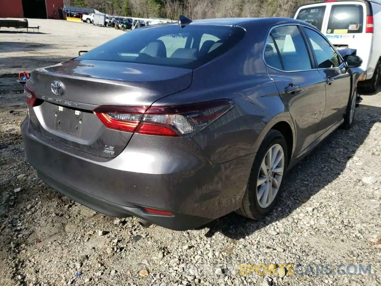 4 Photograph of a damaged car 4T1C11BK5NU057935 TOYOTA CAMRY 2022