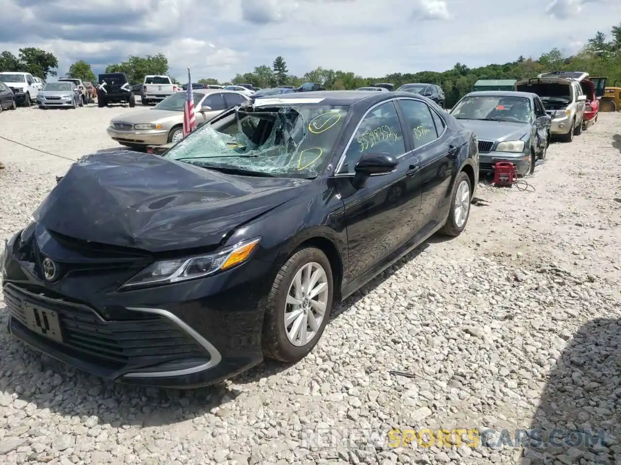 2 Photograph of a damaged car 4T1C11BKXNU054447 TOYOTA CAMRY 2022