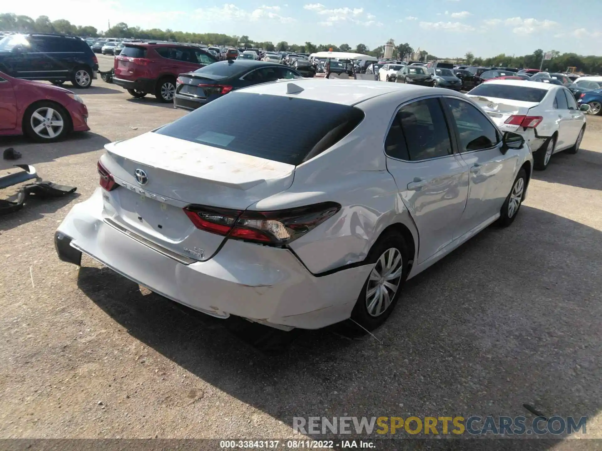 4 Photograph of a damaged car 4T1C31AK1NU044871 TOYOTA CAMRY 2022