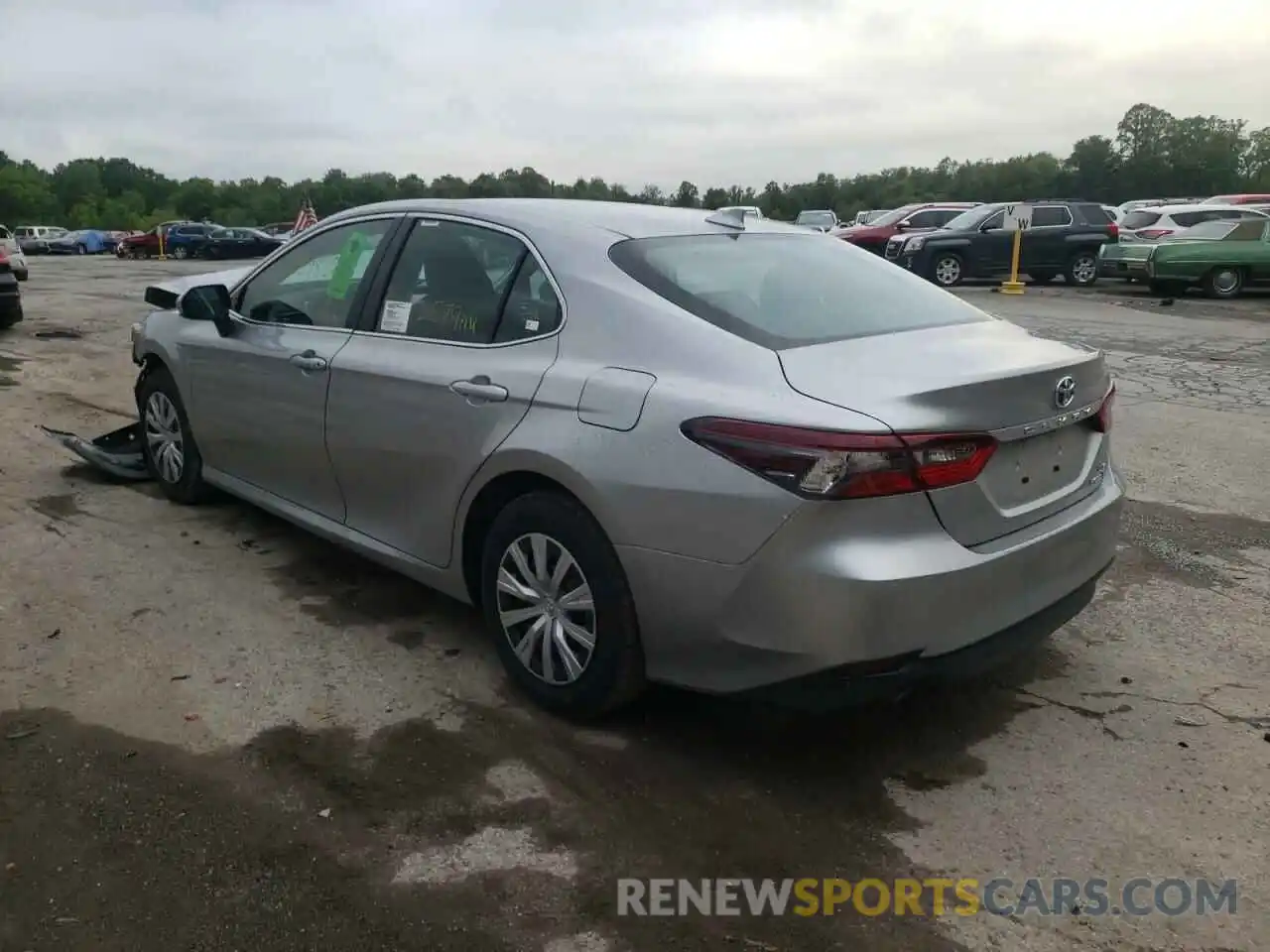 3 Photograph of a damaged car 4T1C31AK1NU581224 TOYOTA CAMRY 2022