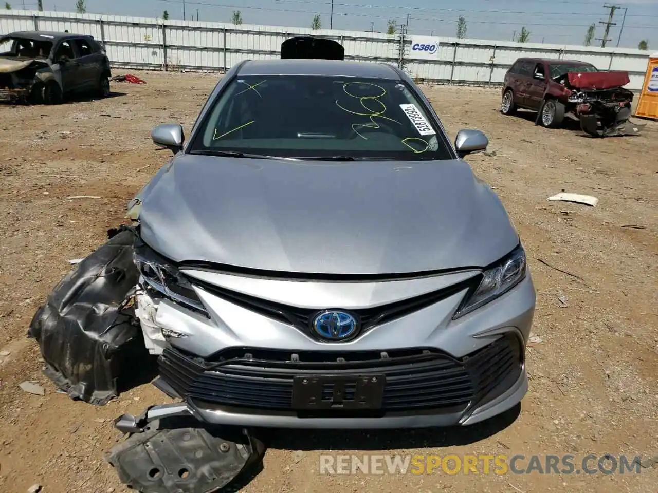 9 Photograph of a damaged car 4T1C31AK1NU583684 TOYOTA CAMRY 2022