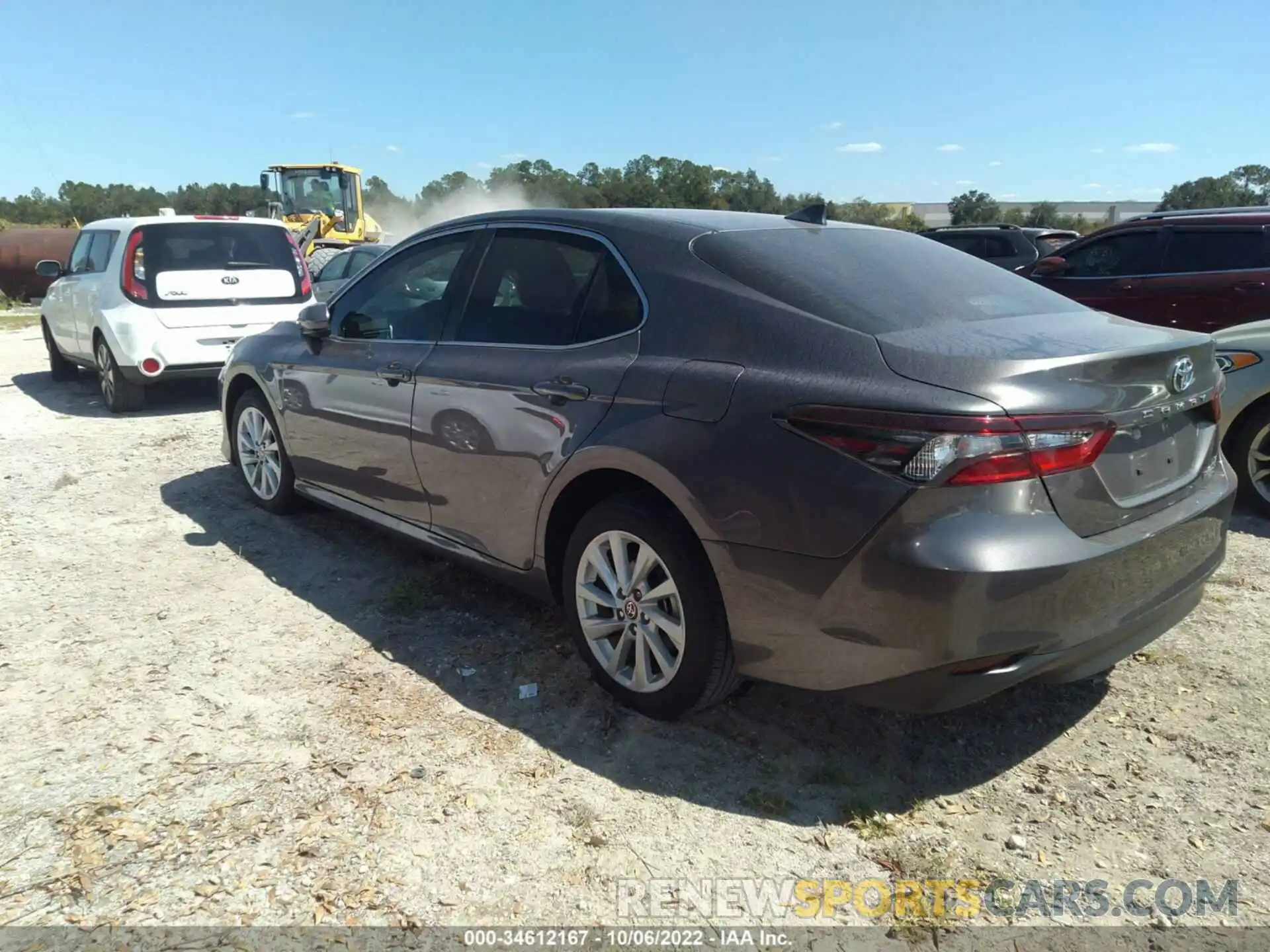 3 Photograph of a damaged car 4T1C31AK2NU573374 TOYOTA CAMRY 2022