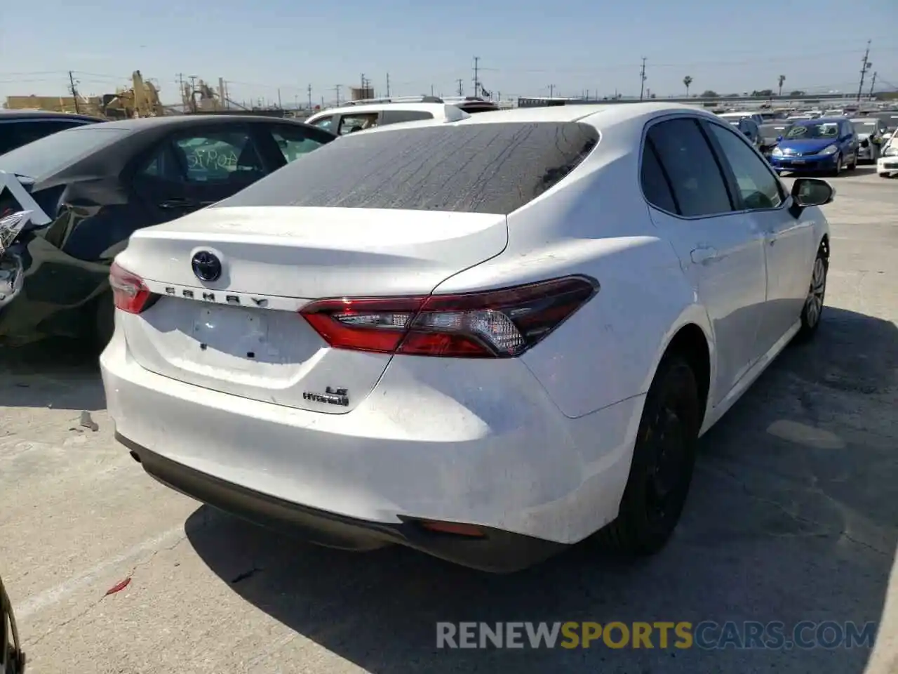 4 Photograph of a damaged car 4T1C31AK2NU573472 TOYOTA CAMRY 2022