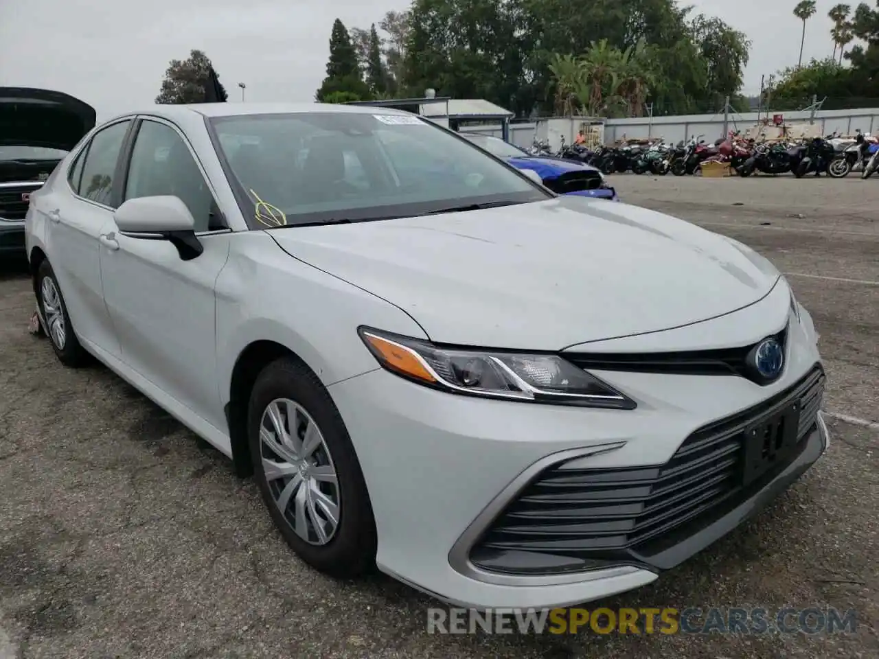 1 Photograph of a damaged car 4T1C31AK3NU037372 TOYOTA CAMRY 2022