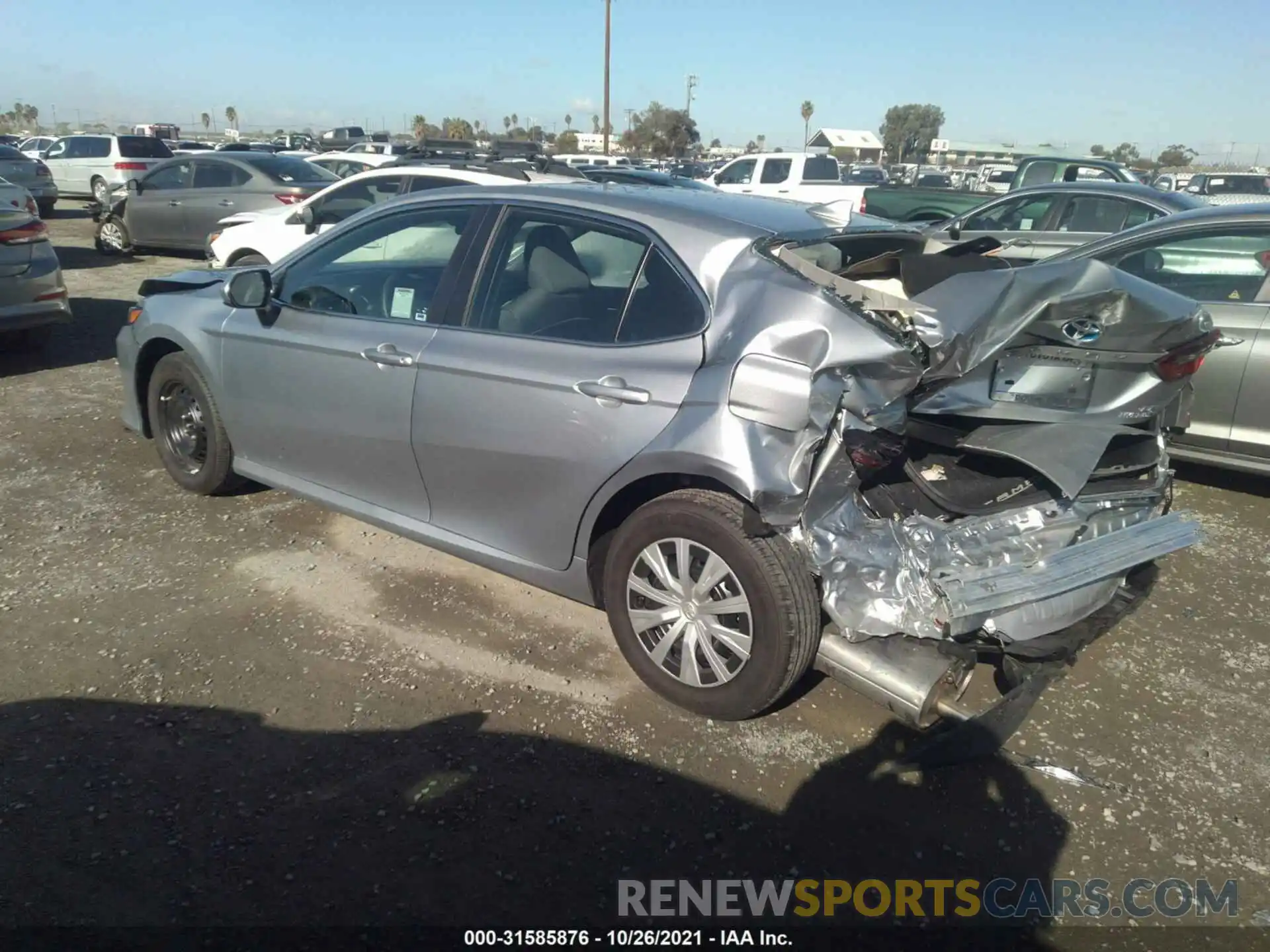 3 Photograph of a damaged car 4T1C31AK3NU572041 TOYOTA CAMRY 2022