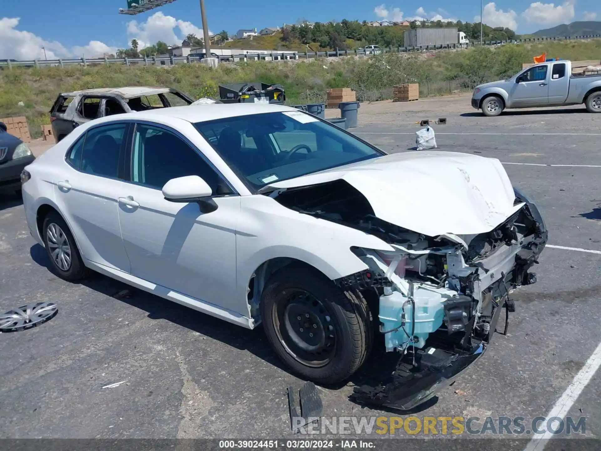 1 Photograph of a damaged car 4T1C31AK3NU575750 TOYOTA CAMRY 2022