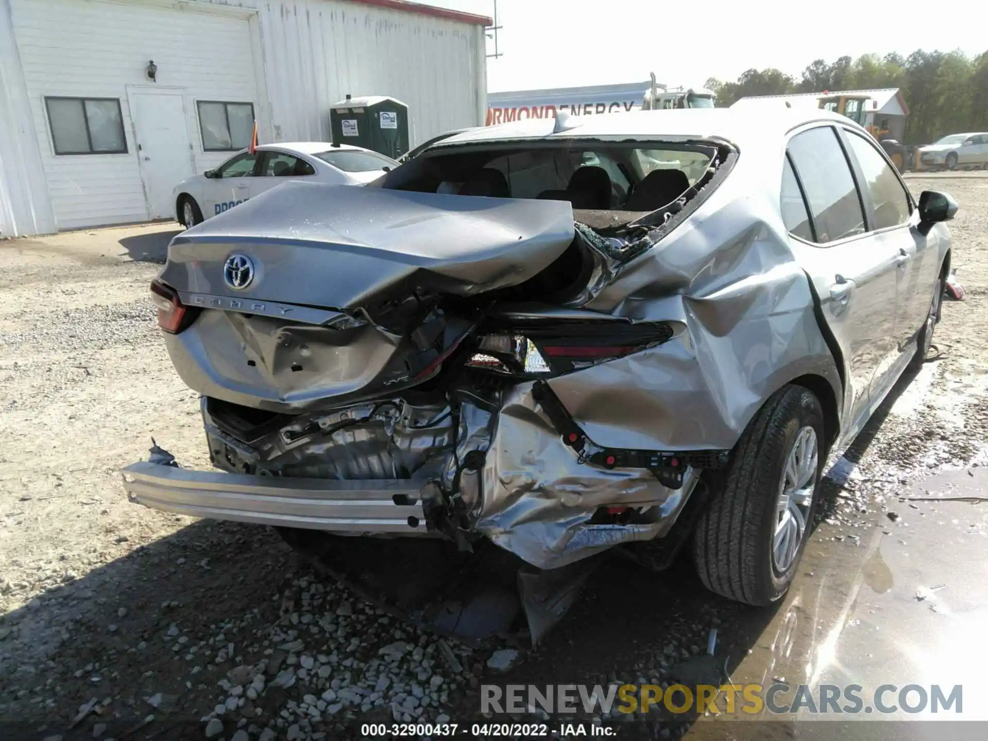 6 Photograph of a damaged car 4T1C31AK4NU578401 TOYOTA CAMRY 2022