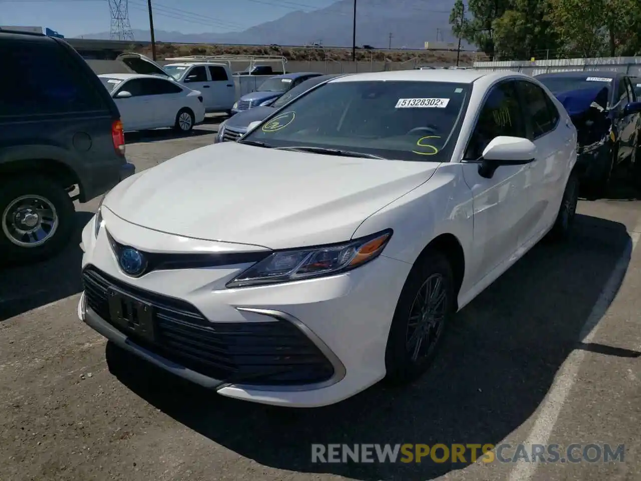 2 Photograph of a damaged car 4T1C31AK5NU578505 TOYOTA CAMRY 2022