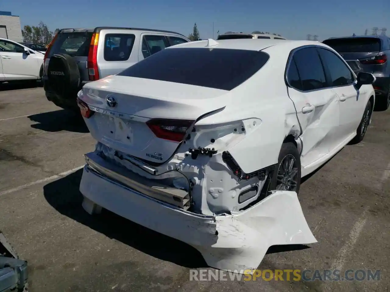 4 Photograph of a damaged car 4T1C31AK5NU578505 TOYOTA CAMRY 2022