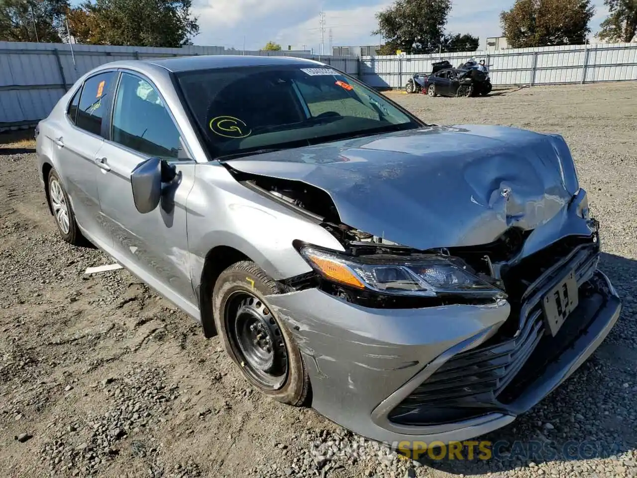 9 Photograph of a damaged car 4T1C31AK7NU570664 TOYOTA CAMRY 2022