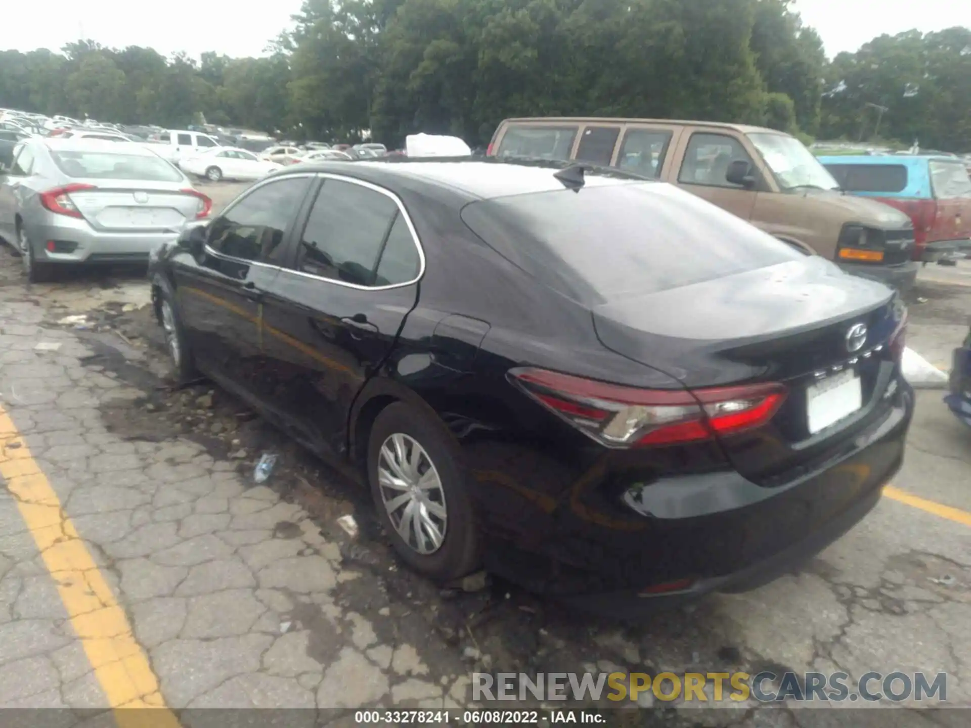 3 Photograph of a damaged car 4T1C31AK7NU581003 TOYOTA CAMRY 2022