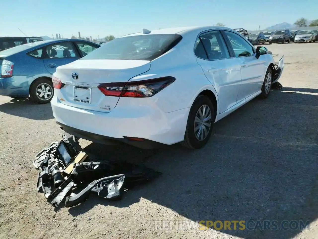 4 Photograph of a damaged car 4T1C31AK7NU591417 TOYOTA CAMRY 2022