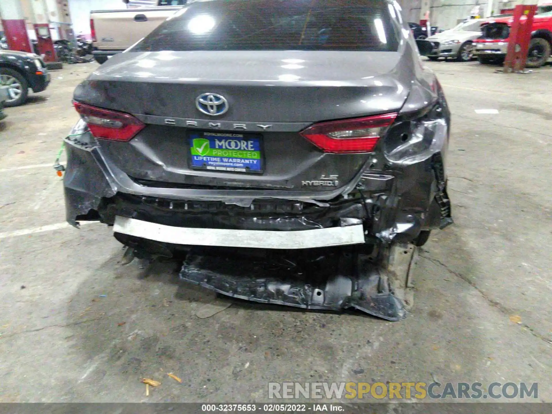 6 Photograph of a damaged car 4T1C31AK8NU572715 TOYOTA CAMRY 2022