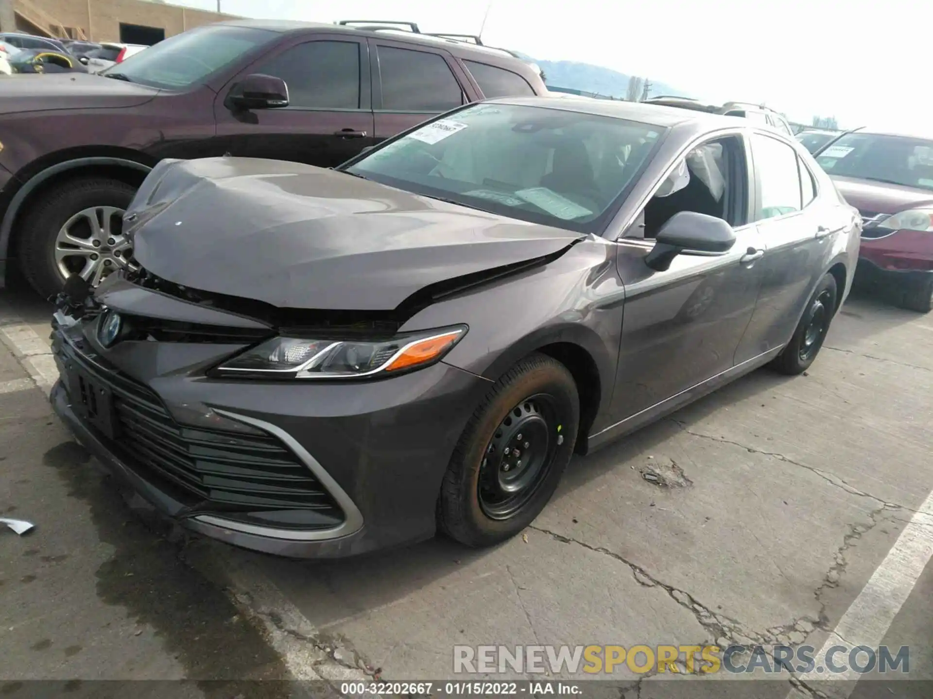 2 Photograph of a damaged car 4T1C31AK8NU574058 TOYOTA CAMRY 2022