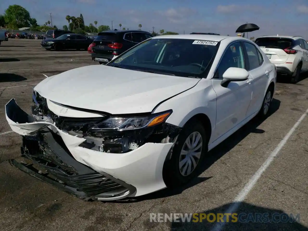 2 Photograph of a damaged car 4T1C31AK8NU576912 TOYOTA CAMRY 2022