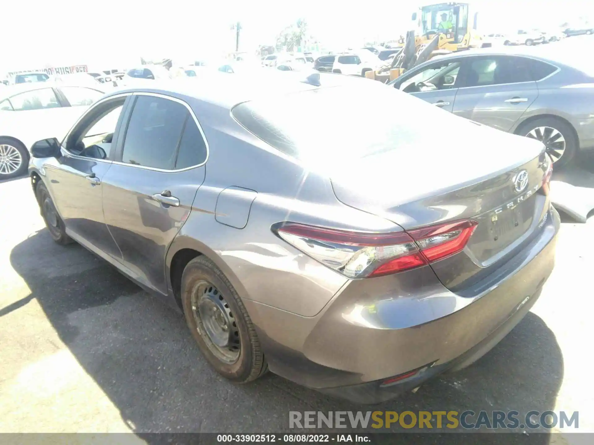 3 Photograph of a damaged car 4T1C31AK8NU578207 TOYOTA CAMRY 2022