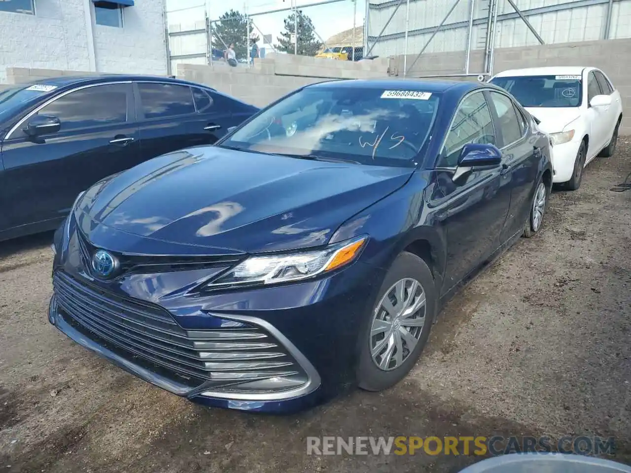 2 Photograph of a damaged car 4T1C31AK9NU040602 TOYOTA CAMRY 2022