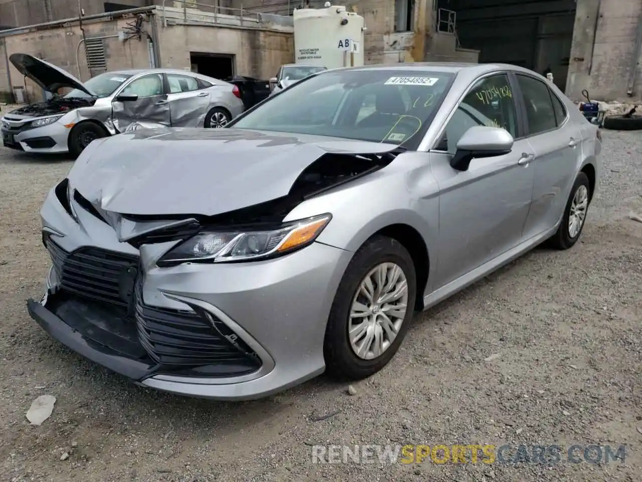 2 Photograph of a damaged car 4T1C31AK9NU570553 TOYOTA CAMRY 2022