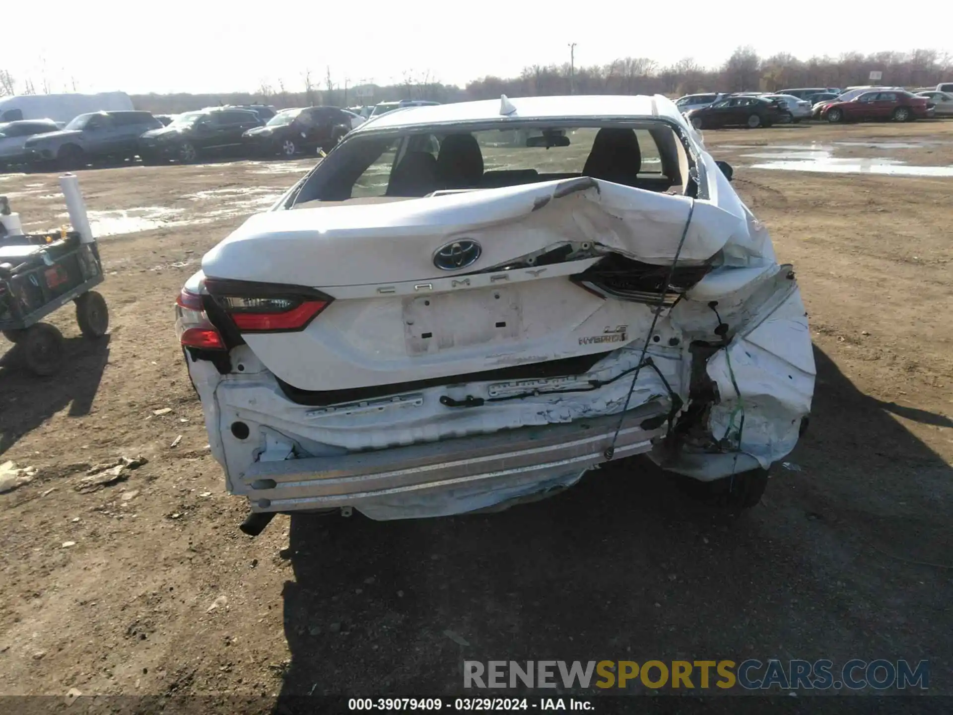 16 Photograph of a damaged car 4T1C31AK9NU578801 TOYOTA CAMRY 2022