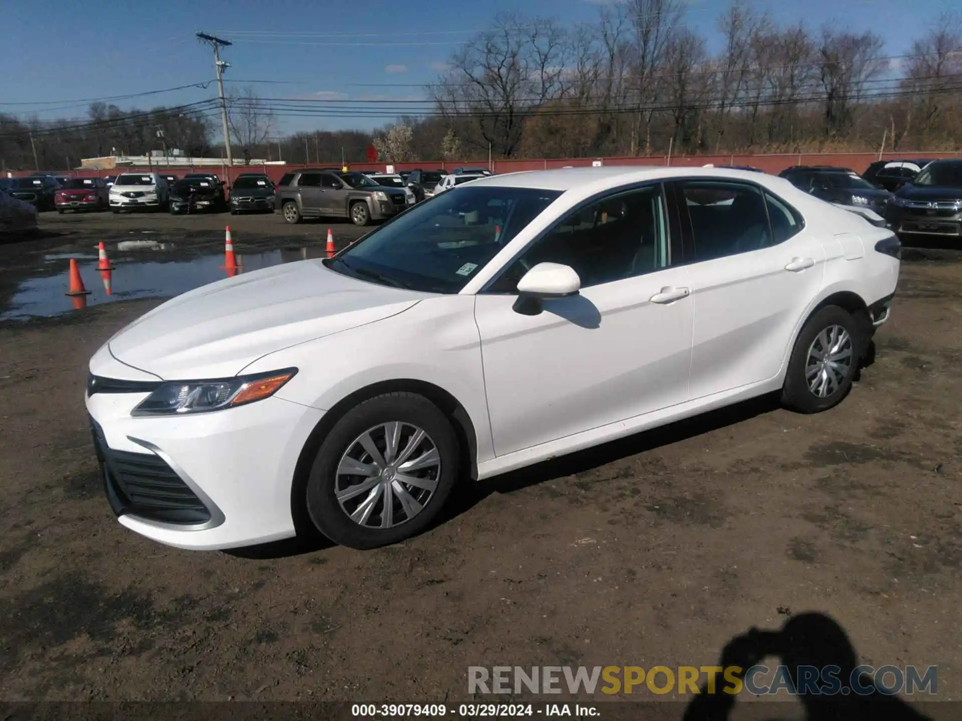 2 Photograph of a damaged car 4T1C31AK9NU578801 TOYOTA CAMRY 2022