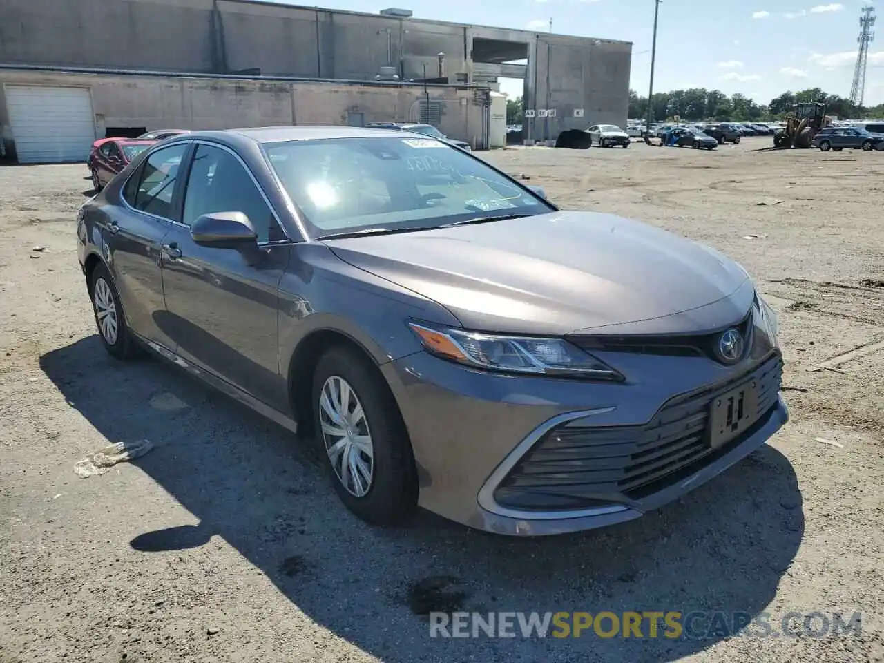 1 Photograph of a damaged car 4T1C31AK9NU585358 TOYOTA CAMRY 2022