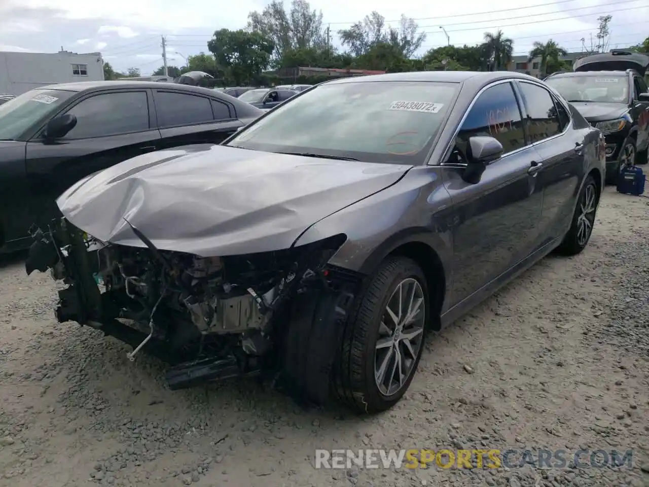 2 Photograph of a damaged car 4T1F11AK5NU034105 TOYOTA CAMRY 2022