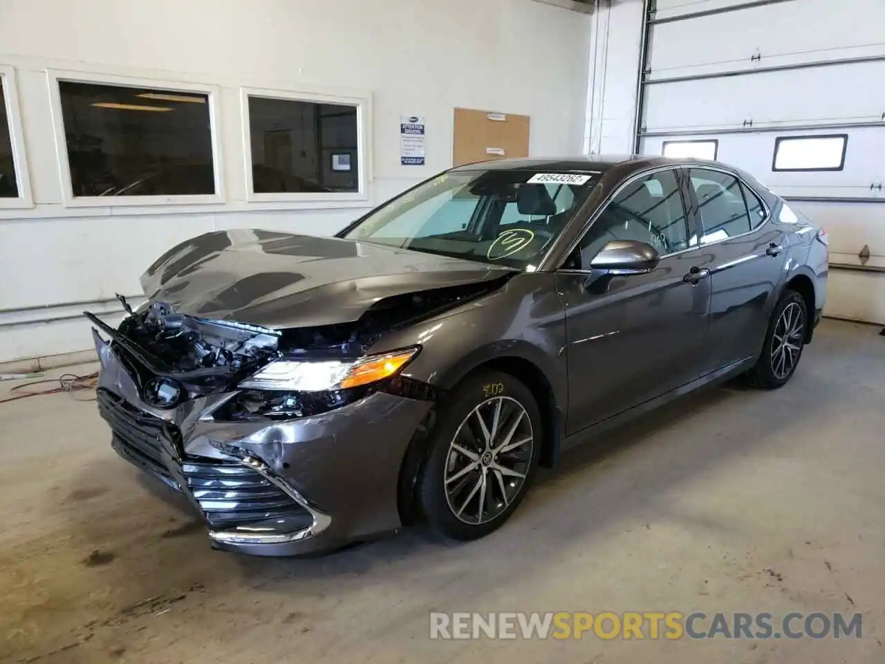 2 Photograph of a damaged car 4T1F11BK1NU062482 TOYOTA CAMRY 2022