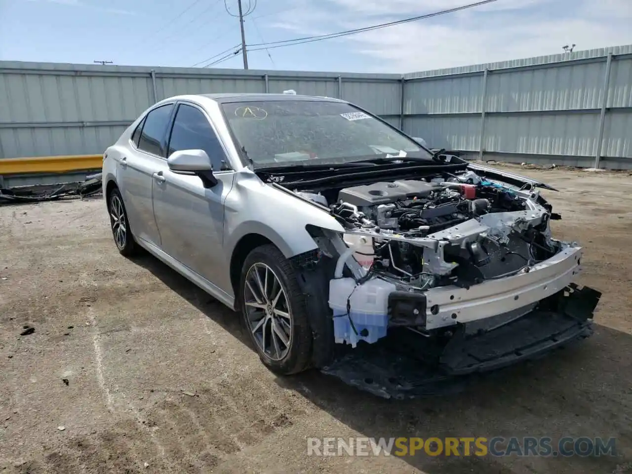 1 Photograph of a damaged car 4T1F11BK2NU052236 TOYOTA CAMRY 2022