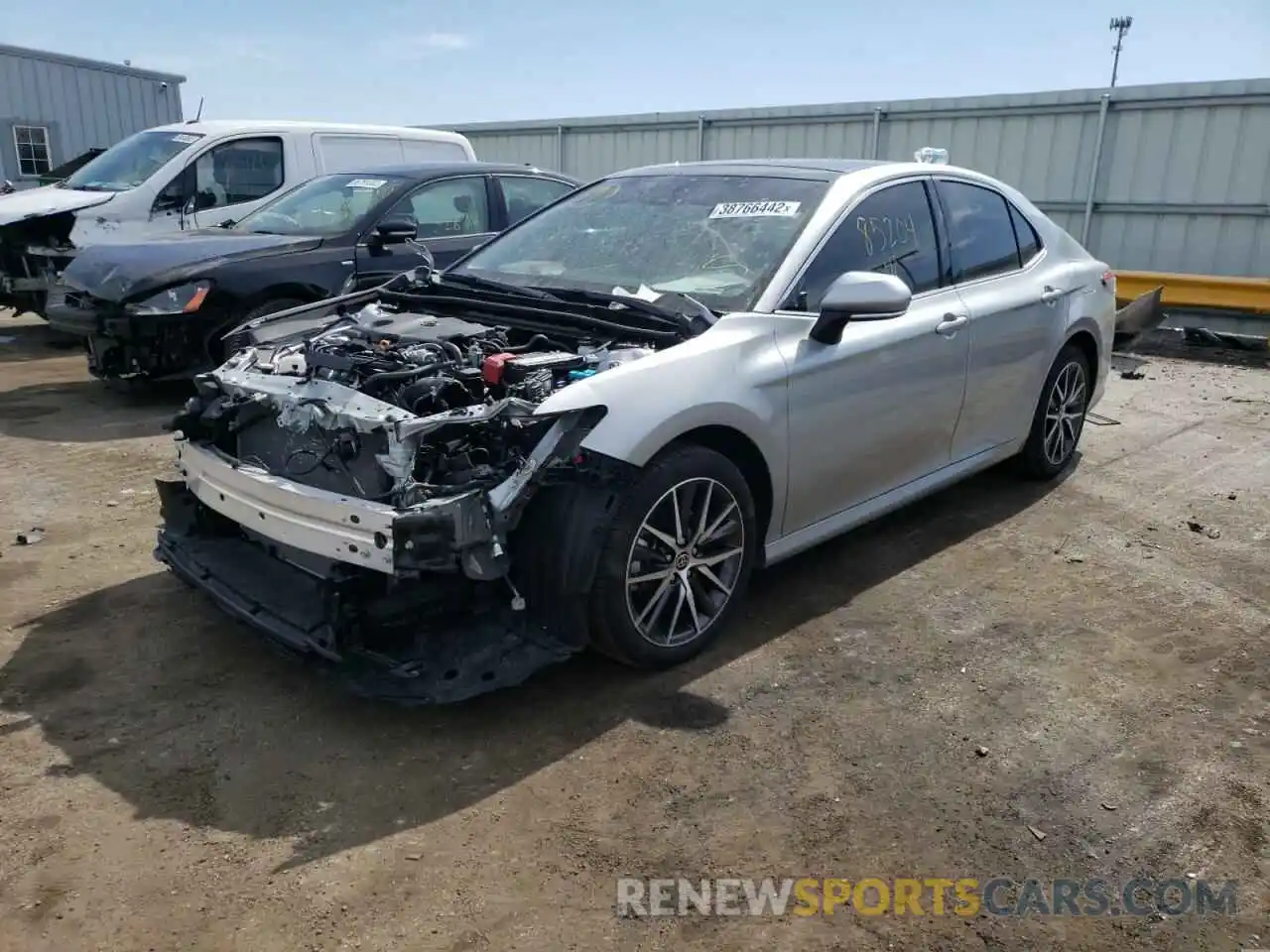 2 Photograph of a damaged car 4T1F11BK2NU052236 TOYOTA CAMRY 2022