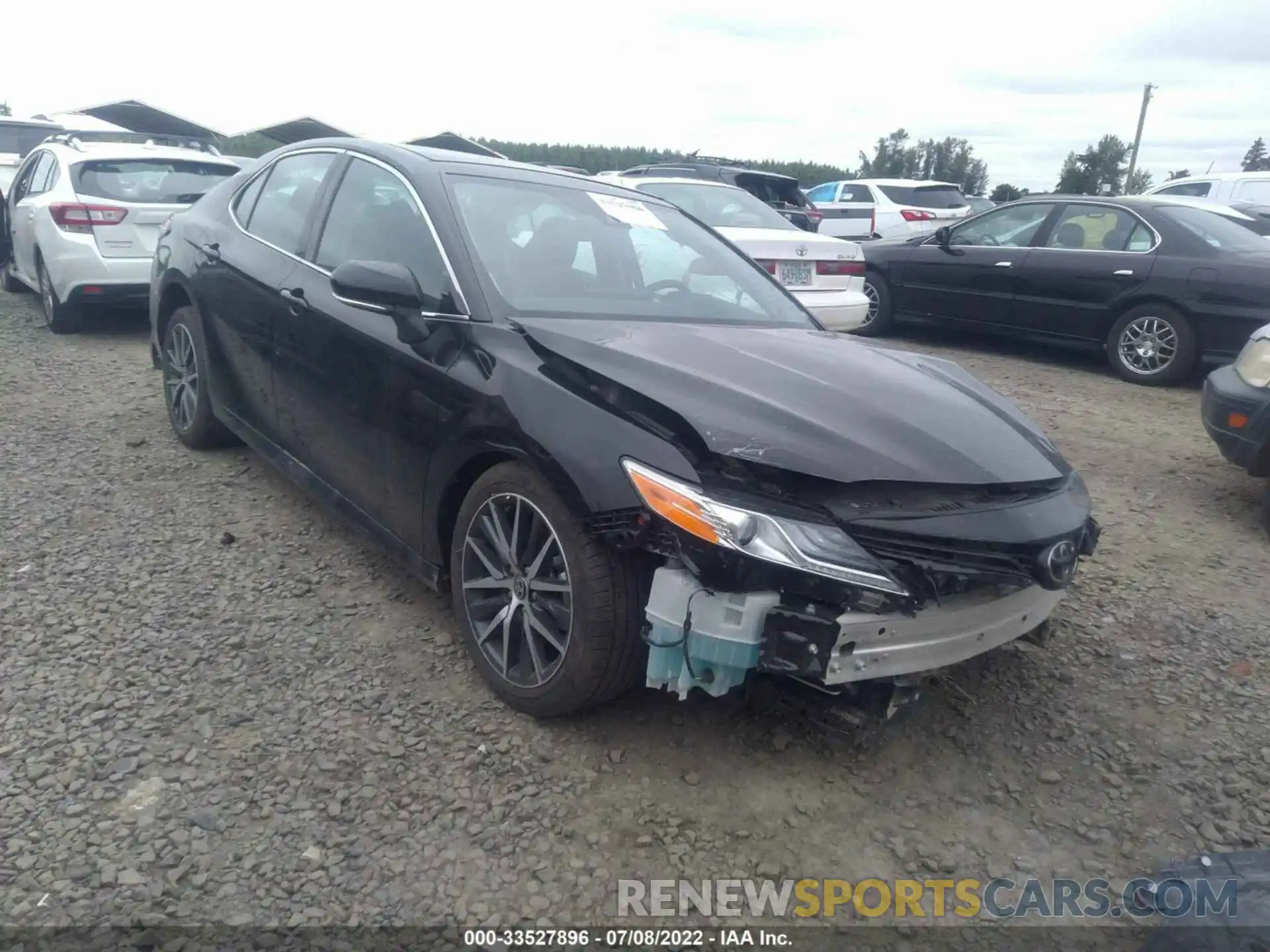 1 Photograph of a damaged car 4T1F11BK5NU059858 TOYOTA CAMRY 2022