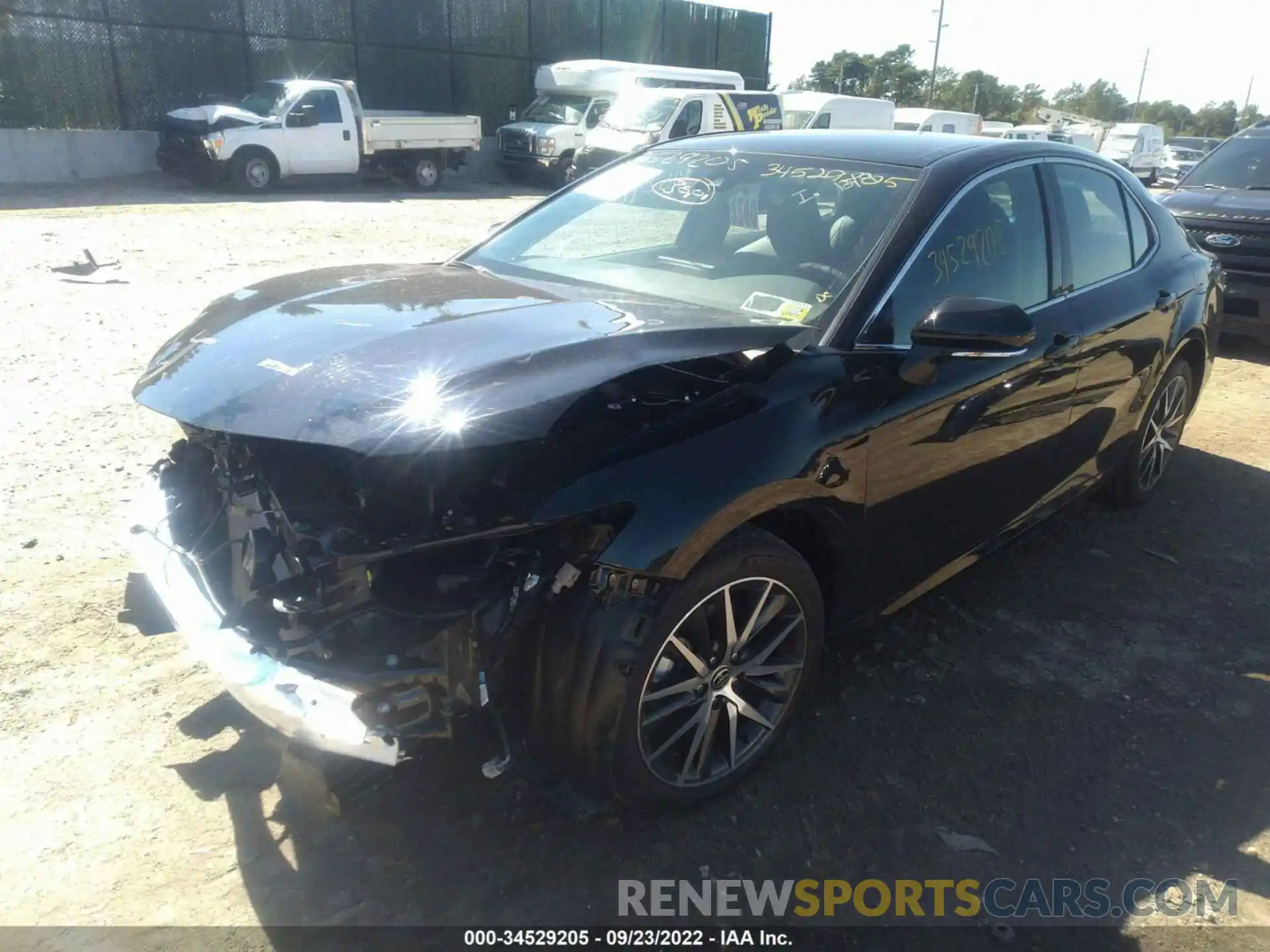 2 Photograph of a damaged car 4T1F11BK5NU063134 TOYOTA CAMRY 2022