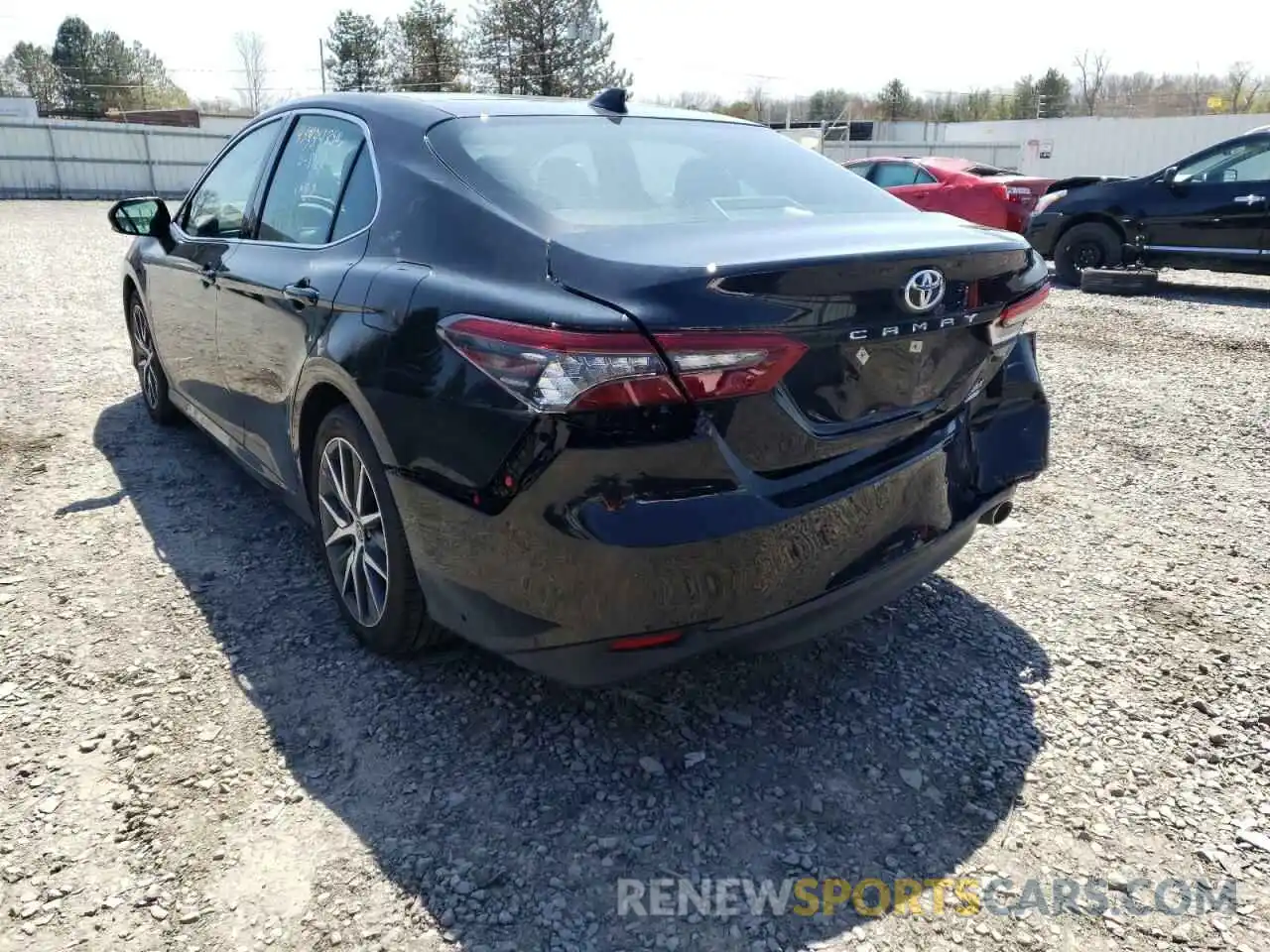 3 Photograph of a damaged car 4T1F11BK7NU053608 TOYOTA CAMRY 2022