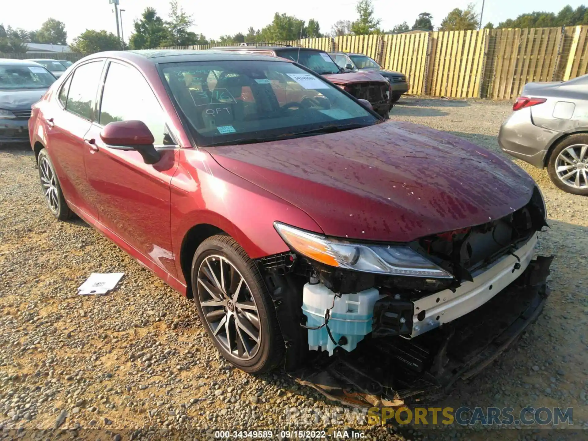 1 Photograph of a damaged car 4T1F11BKXNU048239 TOYOTA CAMRY 2022