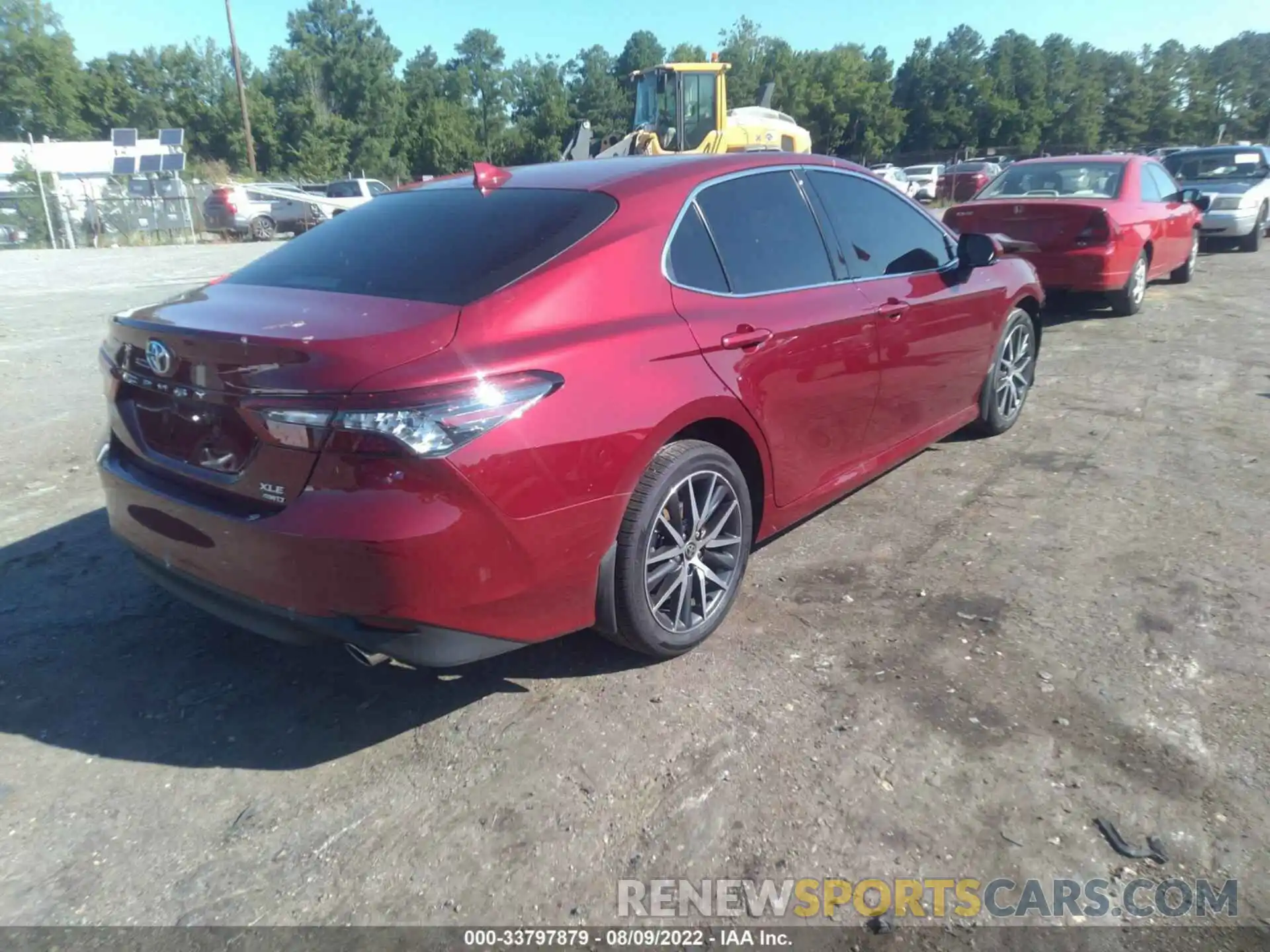 4 Photograph of a damaged car 4T1F11BKXNU053411 TOYOTA CAMRY 2022