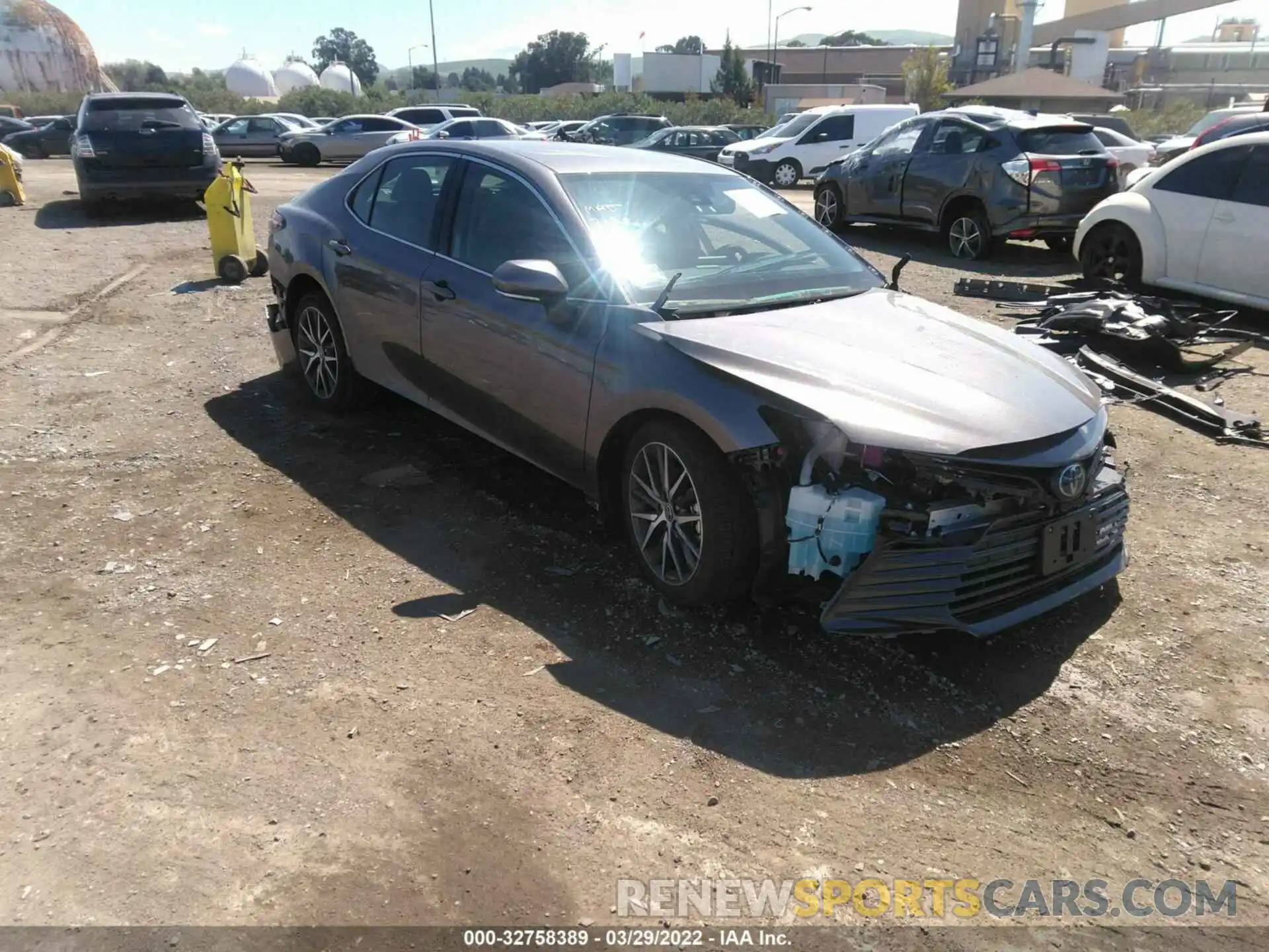 1 Photograph of a damaged car 4T1F31AK2NU578734 TOYOTA CAMRY 2022