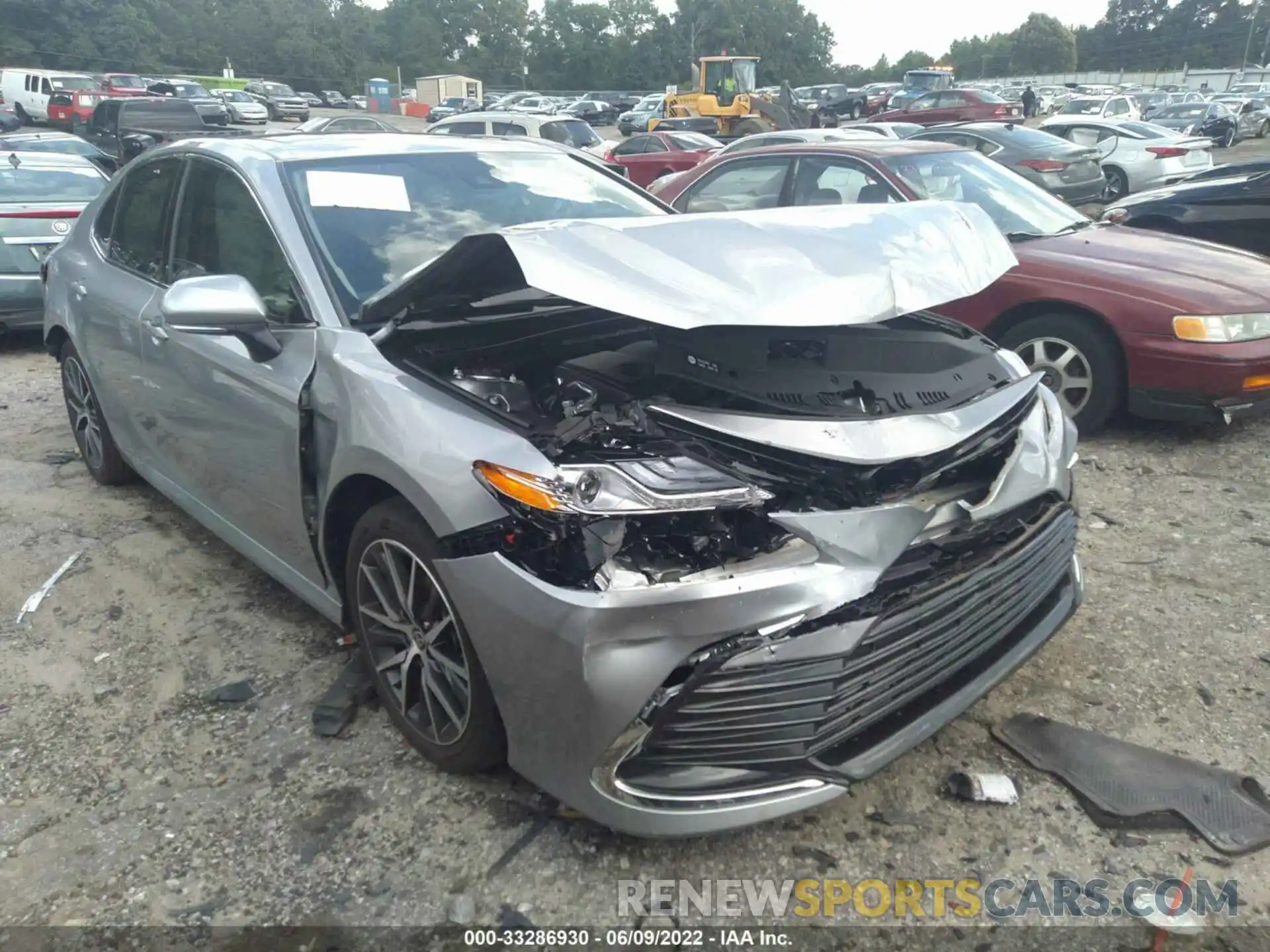 1 Photograph of a damaged car 4T1F31AK4NU570635 TOYOTA CAMRY 2022