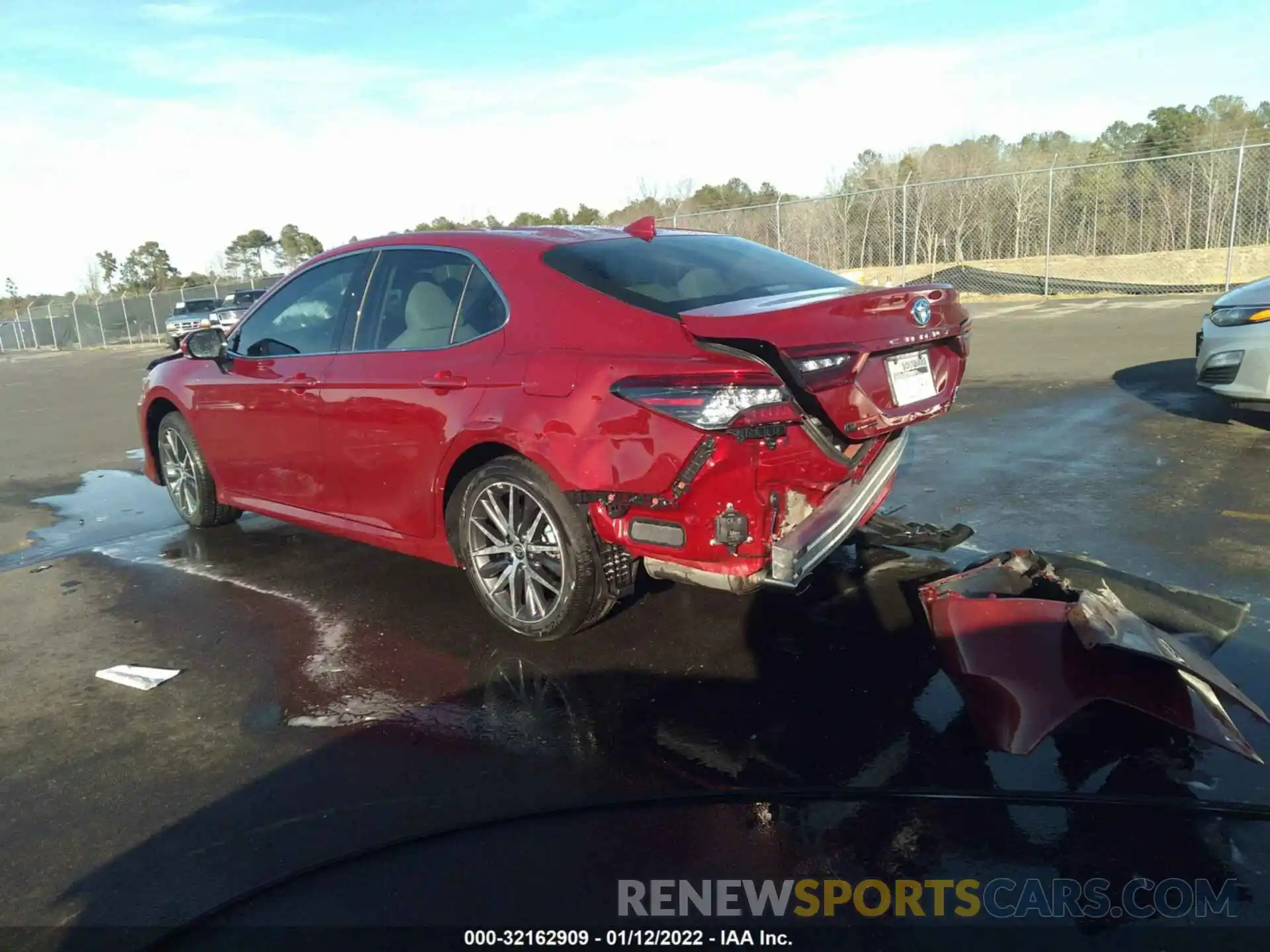 6 Photograph of a damaged car 4T1F31AK8NU579371 TOYOTA CAMRY 2022