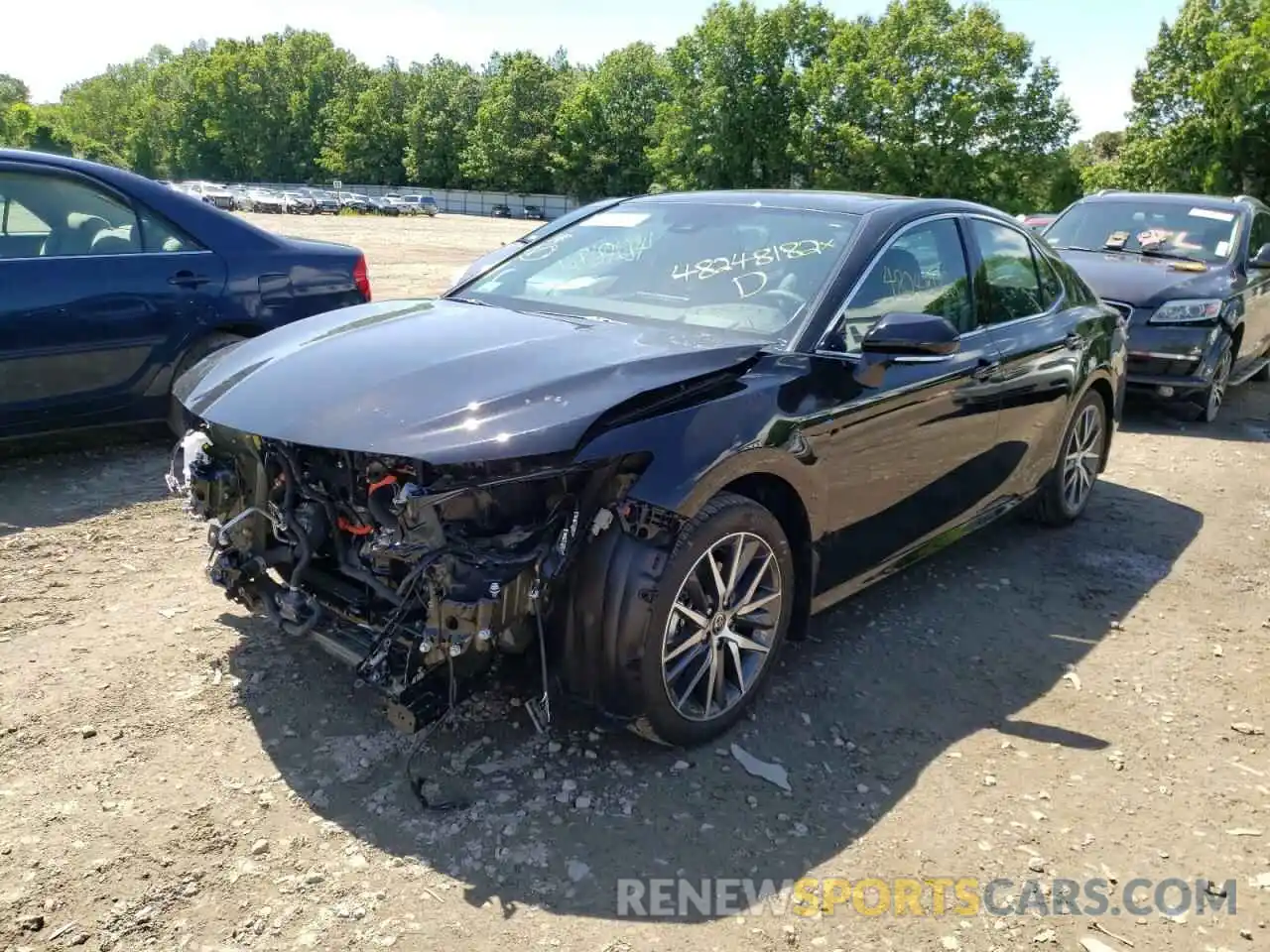 2 Photograph of a damaged car 4T1F31AK9NU041360 TOYOTA CAMRY 2022