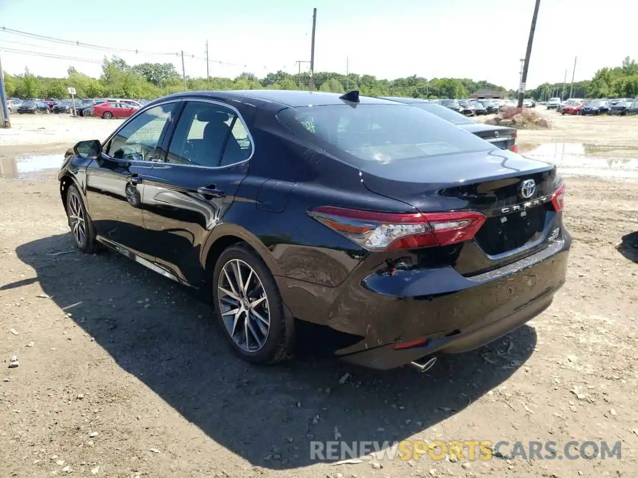 3 Photograph of a damaged car 4T1F31AK9NU041360 TOYOTA CAMRY 2022