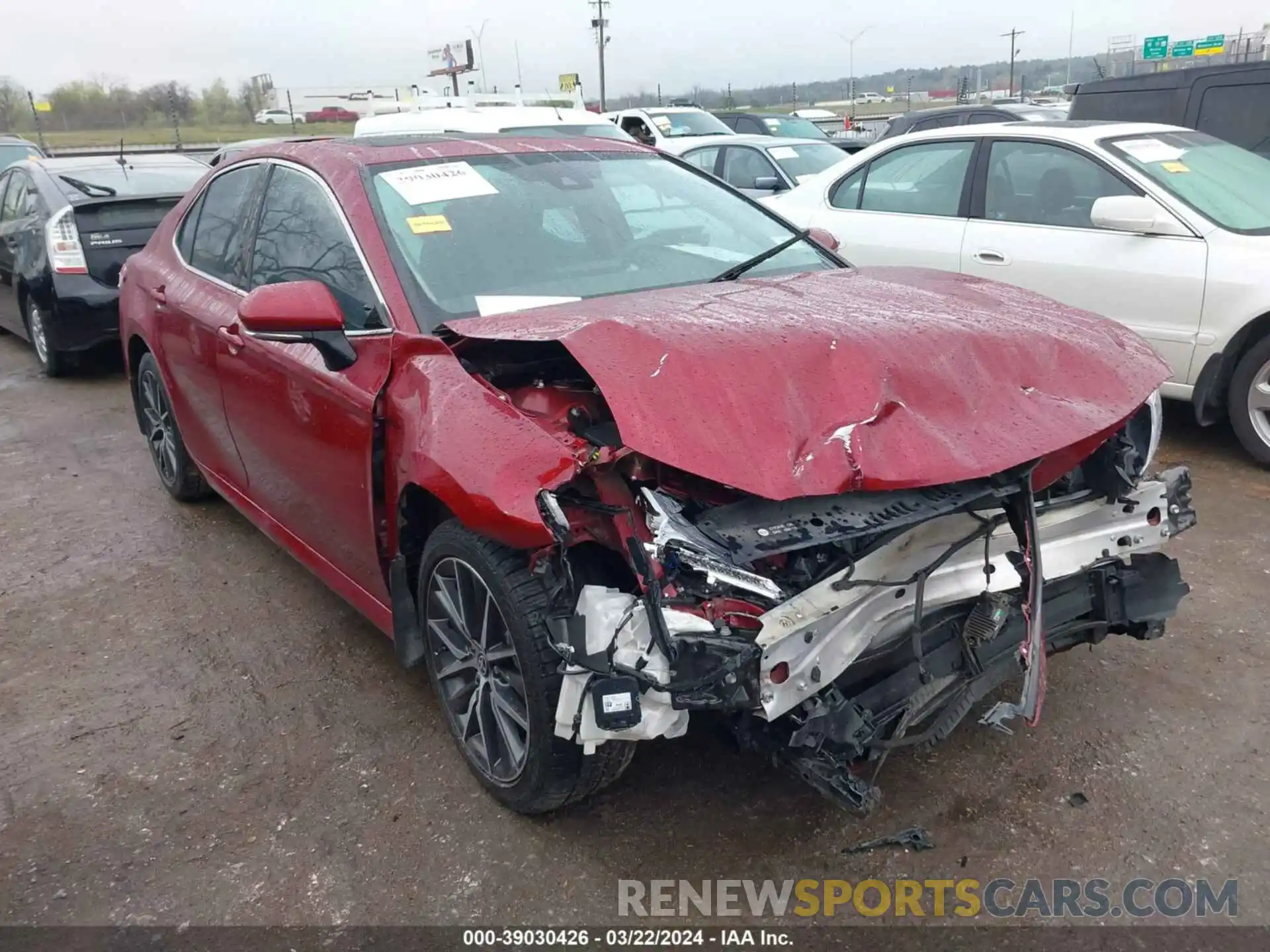 1 Photograph of a damaged car 4T1F31AKXNU598231 TOYOTA CAMRY 2022