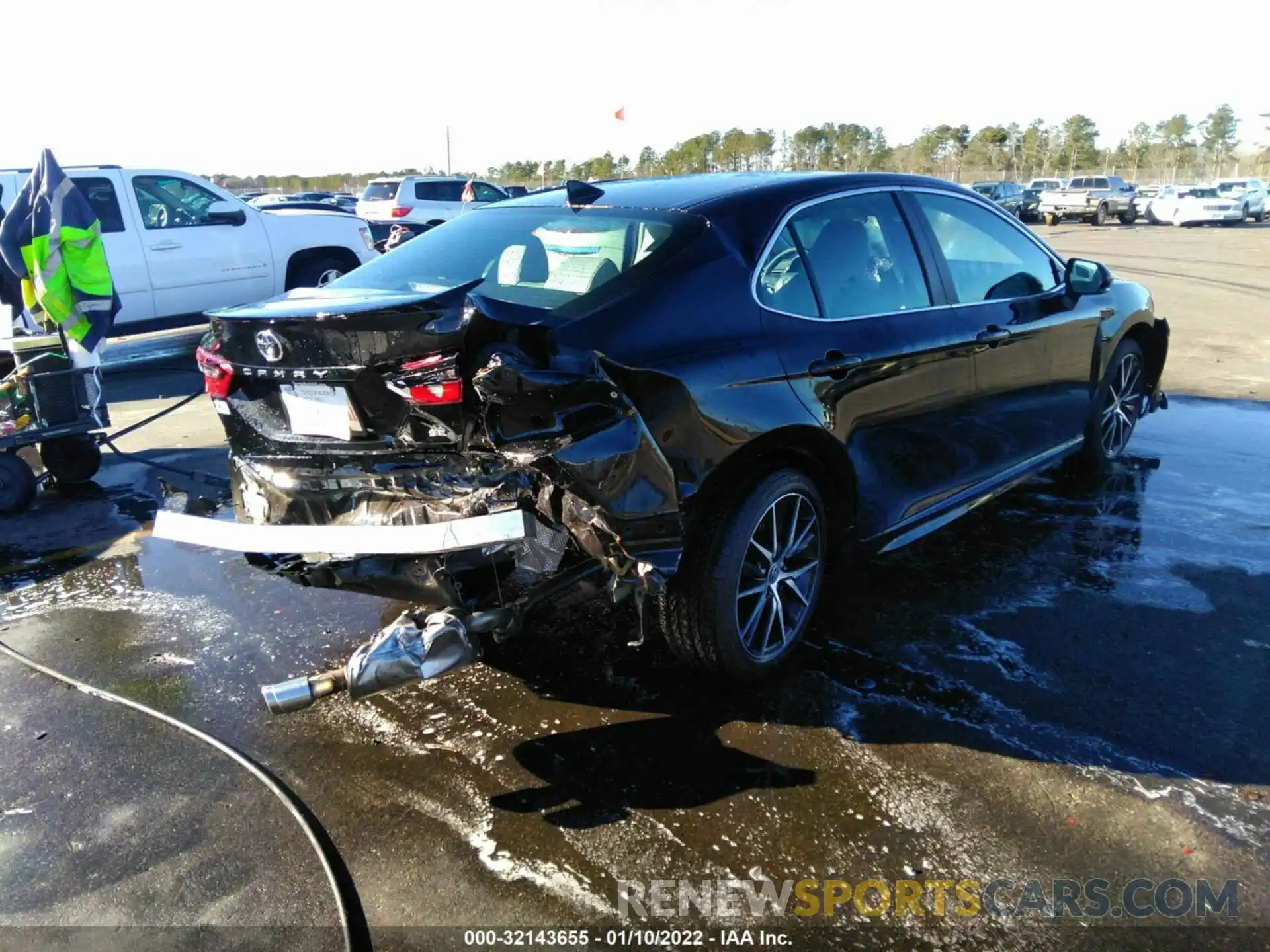 4 Photograph of a damaged car 4T1G11AK0NU018785 TOYOTA CAMRY 2022