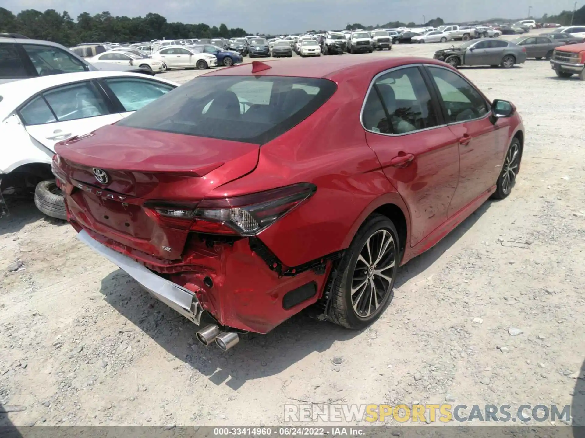 4 Photograph of a damaged car 4T1G11AK0NU032654 TOYOTA CAMRY 2022