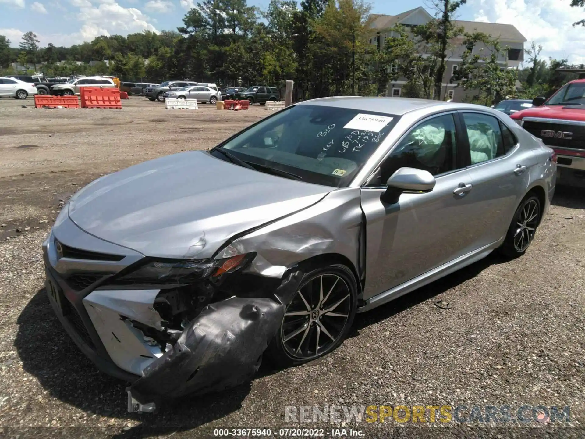 2 Photograph of a damaged car 4T1G11AK0NU499394 TOYOTA CAMRY 2022