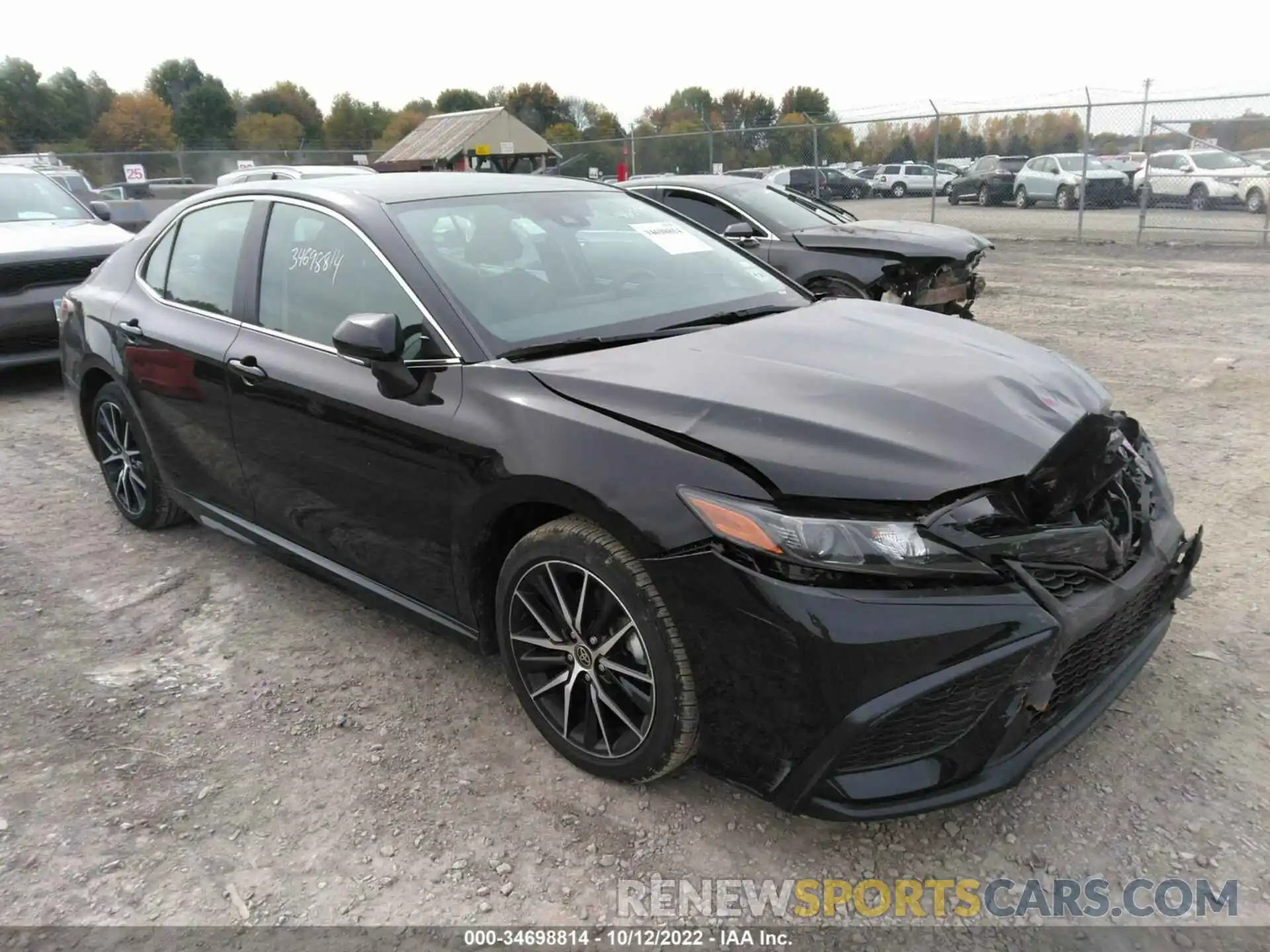 1 Photograph of a damaged car 4T1G11AK0NU623034 TOYOTA CAMRY 2022