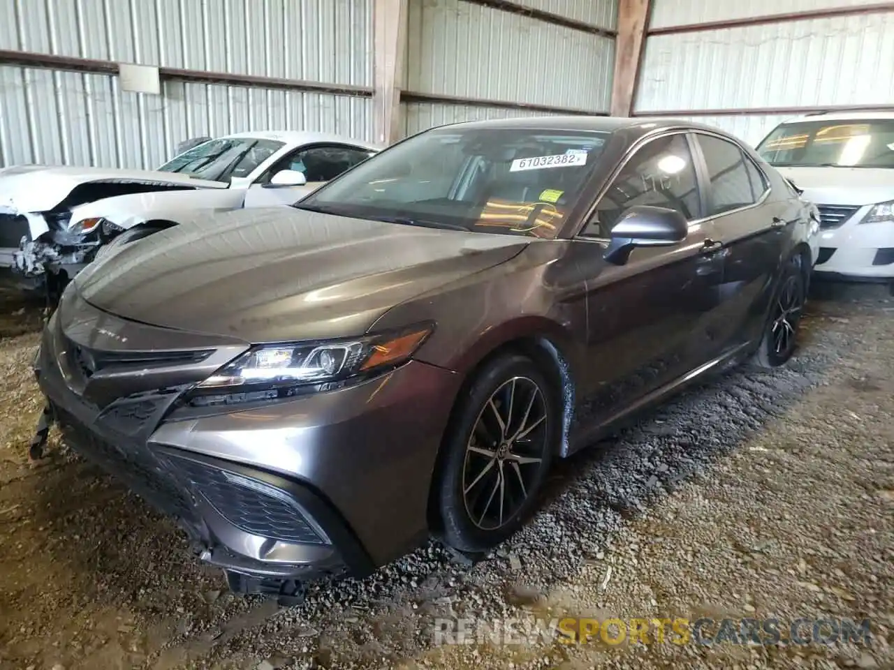 2 Photograph of a damaged car 4T1G11AK0NU646295 TOYOTA CAMRY 2022