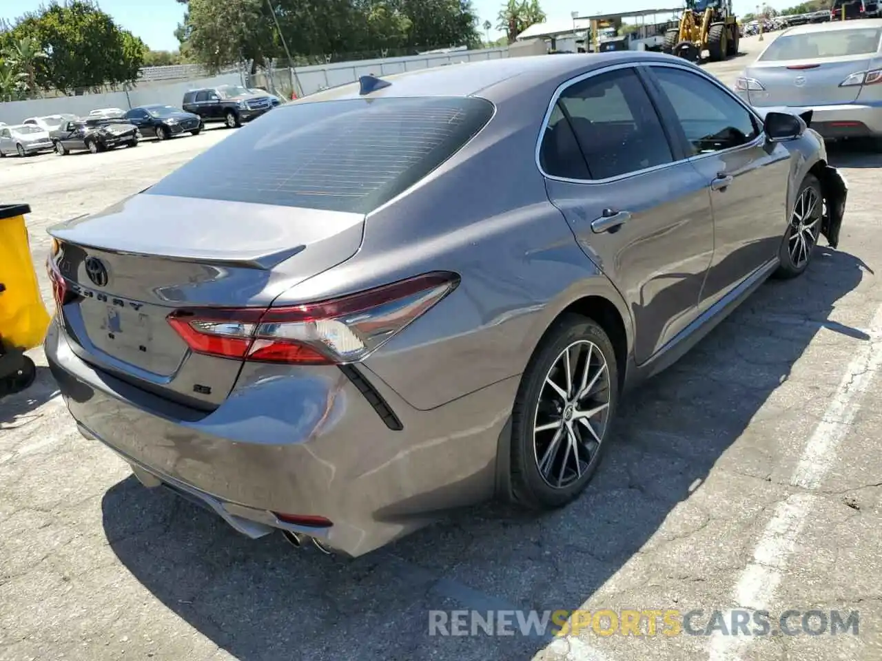 4 Photograph of a damaged car 4T1G11AK0NU650685 TOYOTA CAMRY 2022