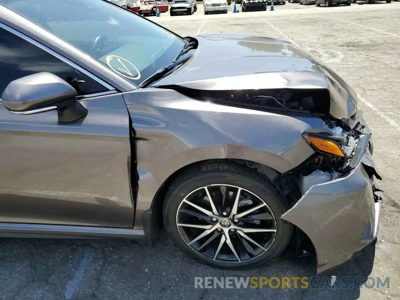 9 Photograph of a damaged car 4T1G11AK0NU650685 TOYOTA CAMRY 2022