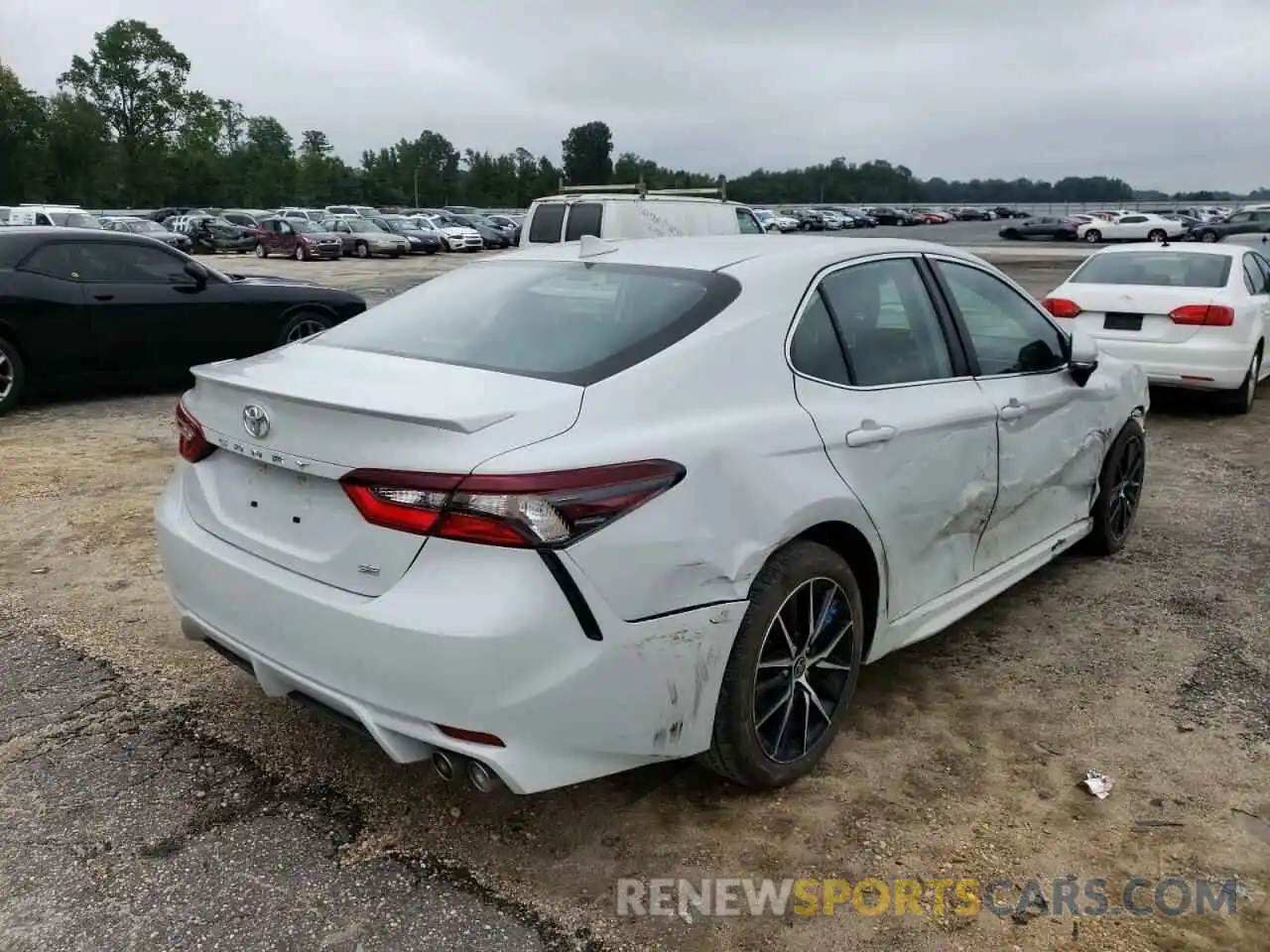 4 Photograph of a damaged car 4T1G11AK1NU003292 TOYOTA CAMRY 2022